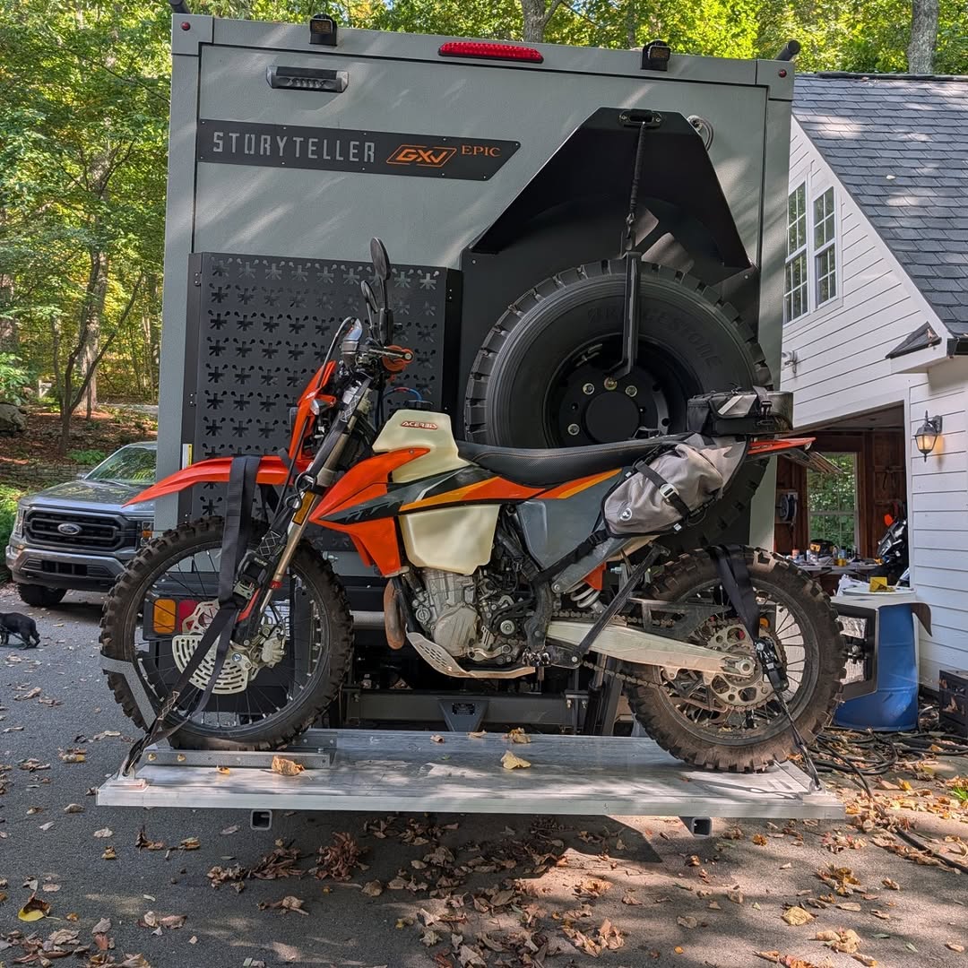 5418DL - Overland Vehicle Hydralift